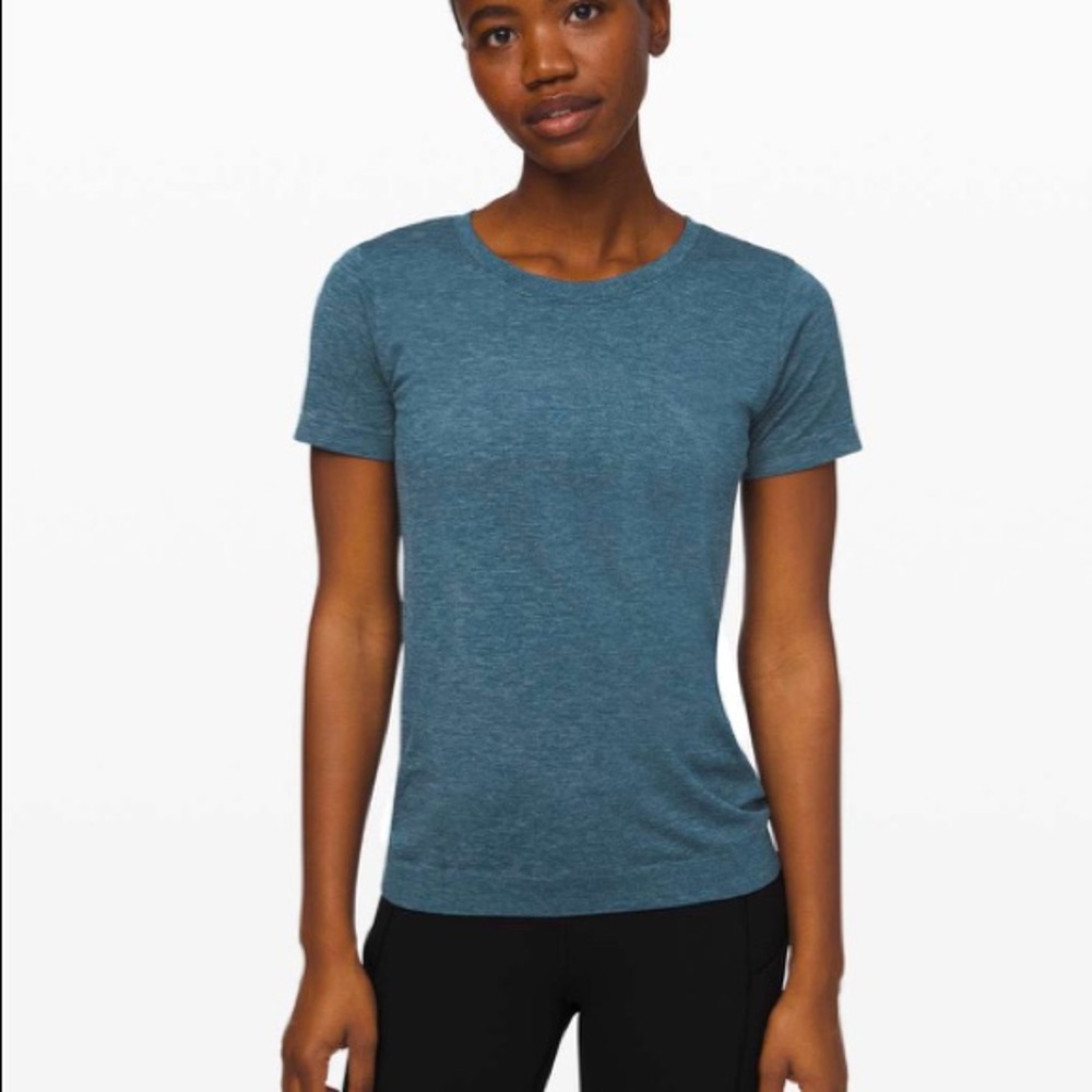 NWT Lululemon Swiftly Relaxed Short Sleeve - Picture 4 of 7